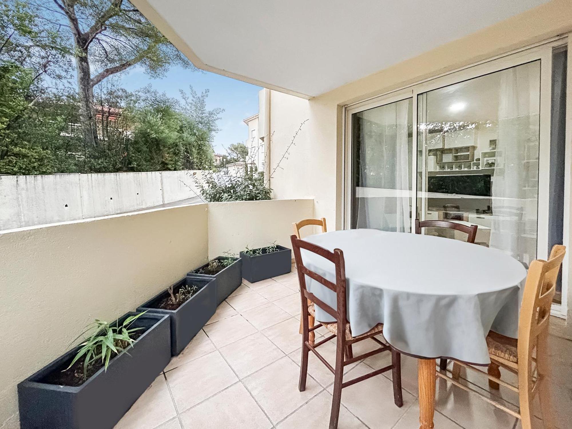 Balcon, Parking, Piscine Et Clim' A 2 Pas Du Port Santa Lucia Lejlighed Saint-Raphaël Eksteriør billede