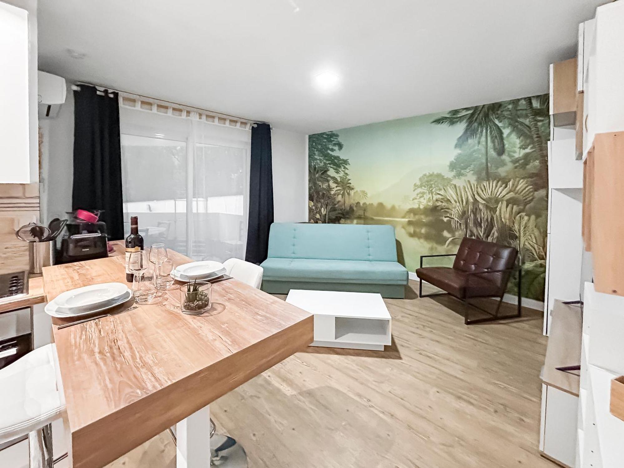 Balcon, Parking, Piscine Et Clim' A 2 Pas Du Port Santa Lucia Lejlighed Saint-Raphaël Eksteriør billede